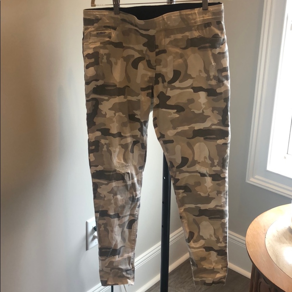 CoCo and Carmen OMG camo pants